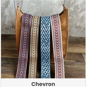 Ahdorn guitar style purse strap - purple chevon